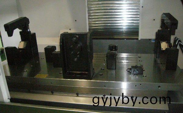 后橋加工(gong)裌具